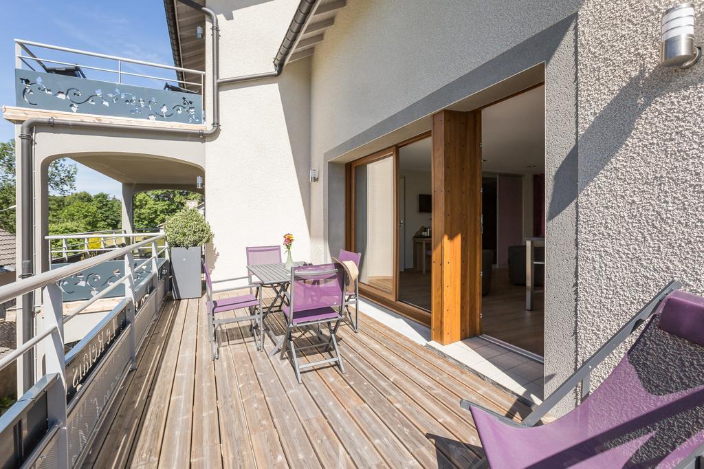 Logis Hotel Le Relais Du Bois Vialotte Льо Шамбон-сюр-Линьон Екстериор снимка