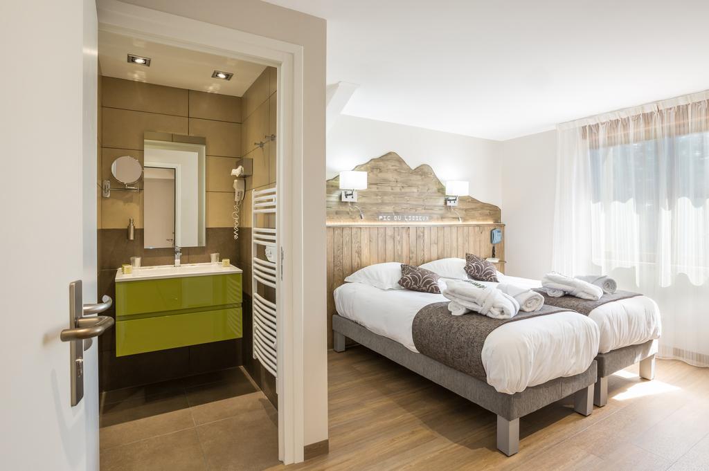 Logis Hotel Le Relais Du Bois Vialotte Льо Шамбон-сюр-Линьон Екстериор снимка