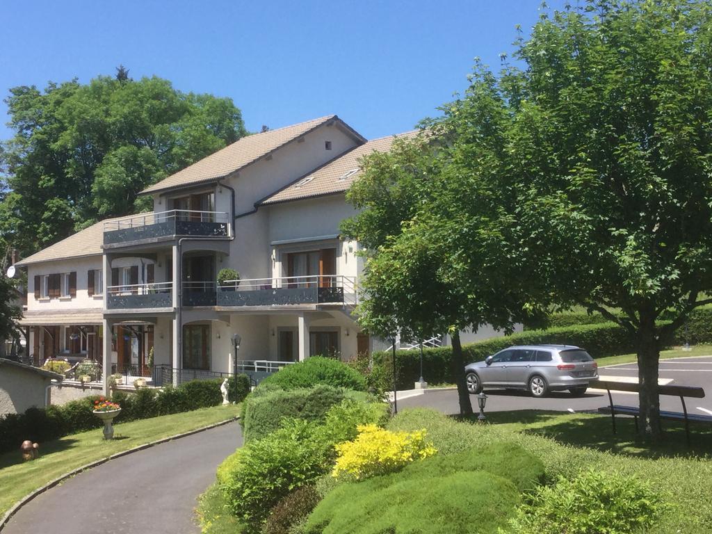Logis Hotel Le Relais Du Bois Vialotte Льо Шамбон-сюр-Линьон Екстериор снимка